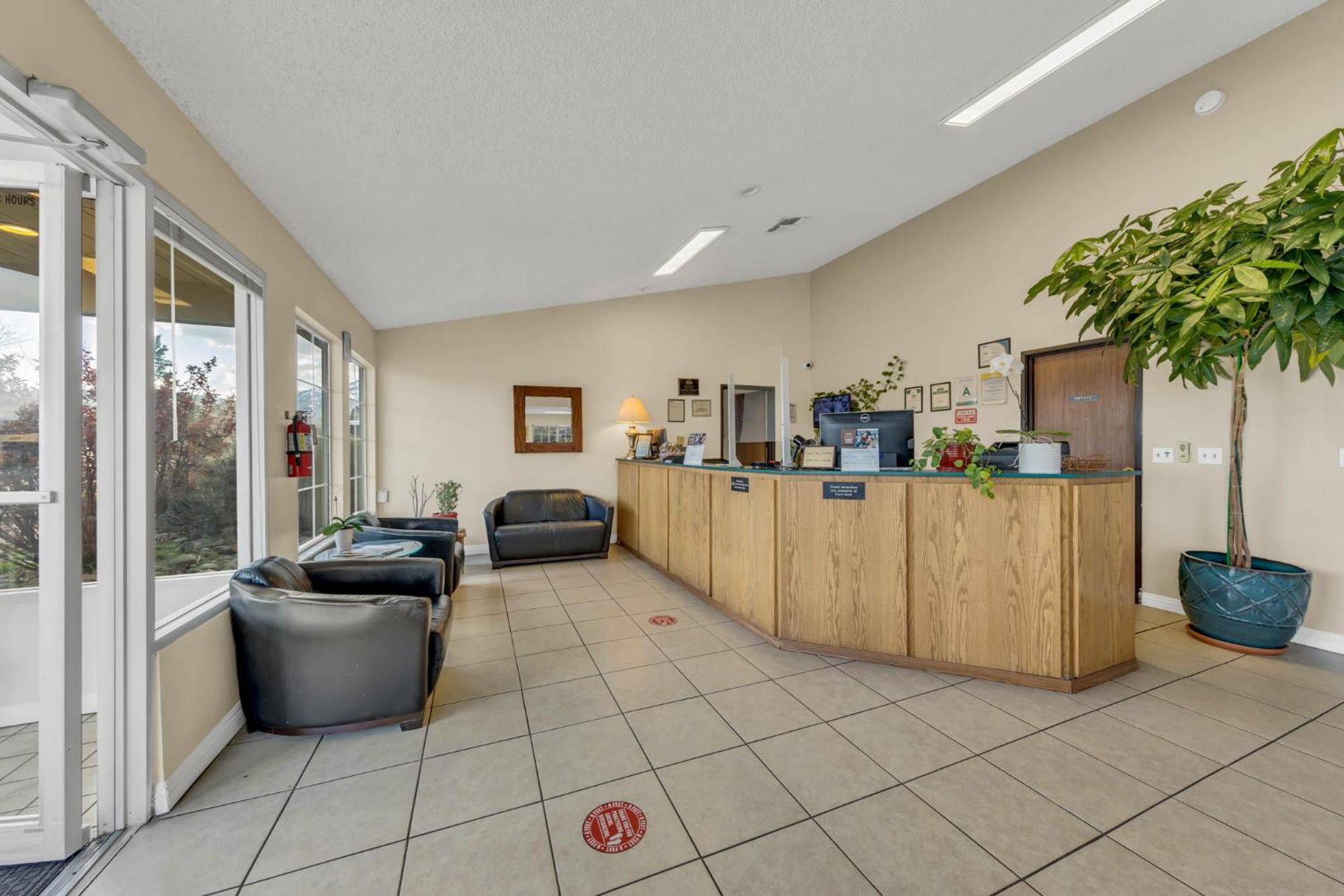 Days By Wyndham Hotel Carson City